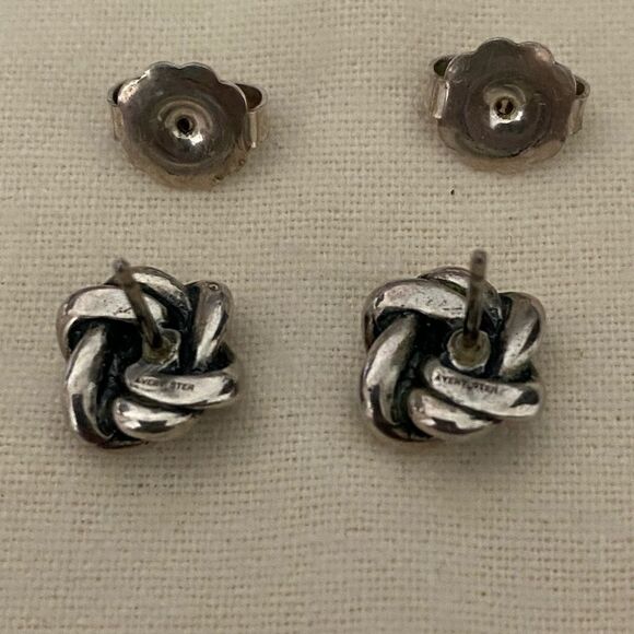 James Avery Retired Lovers Knot Earrings - Picture 2 of 2